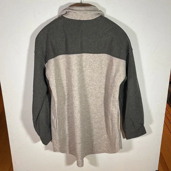 Two toned shacket - Picture 2 of 3